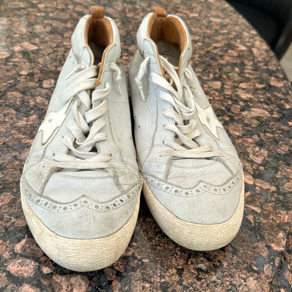 Used men’s golden goose size 43 leather sneakers